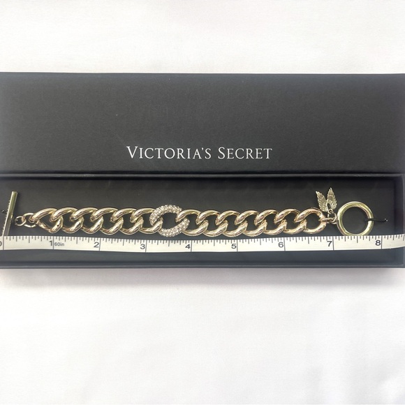 Victoria's Secret Gold Tone Pave Crystal Toggle Angel Bracelet – NIB - Picture 3 of 8